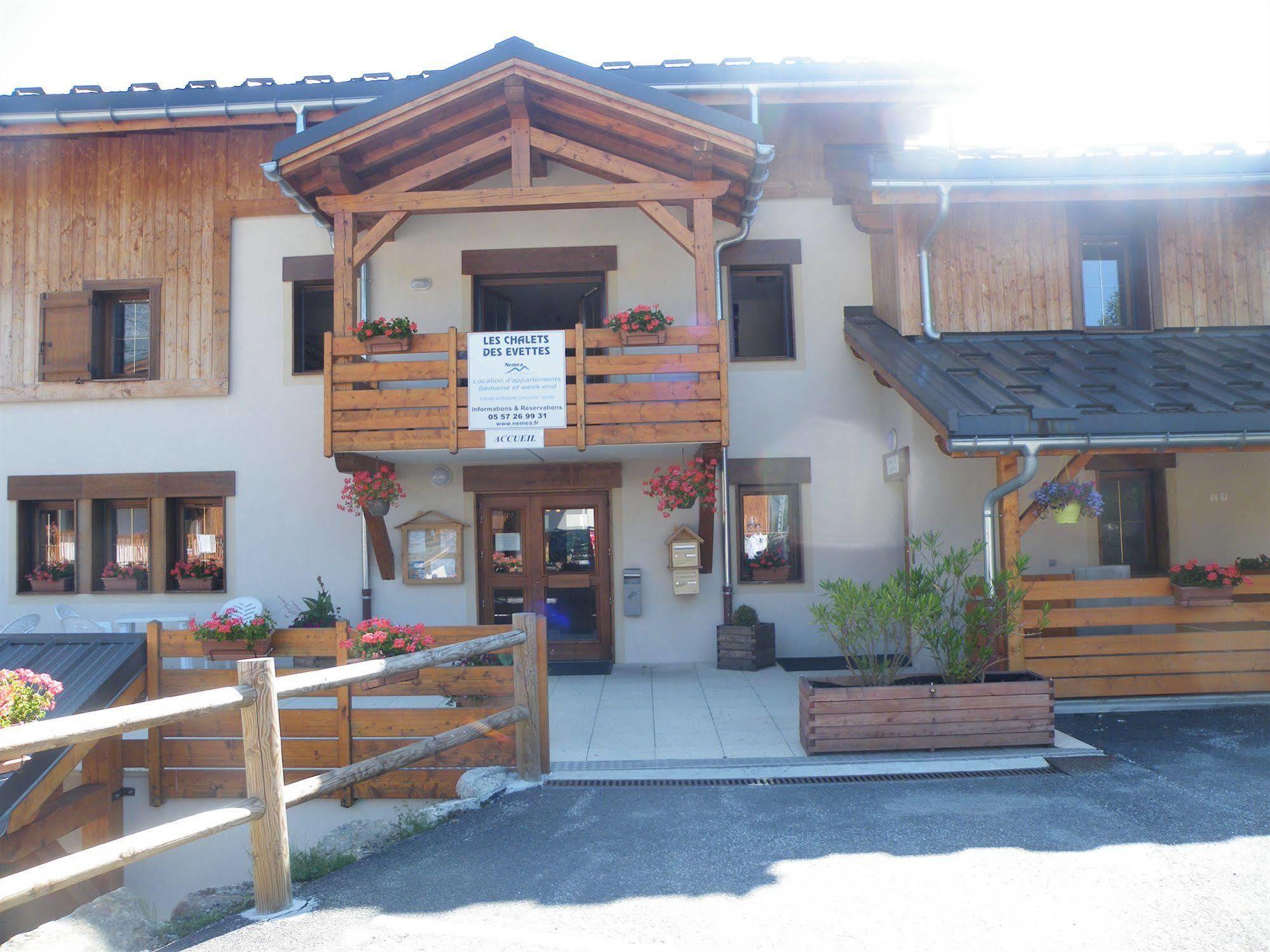 Residence Nemea Les Chalets Des Evettes Flumet Exterior photo